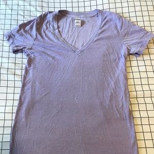 Victoria’s Secret Pink Vneck Top Lavender M